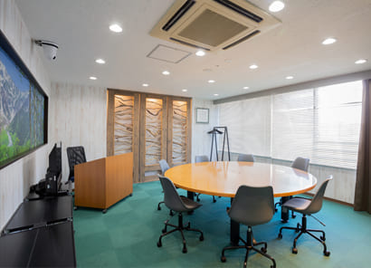 全画面表示で部屋を360度見渡せます
